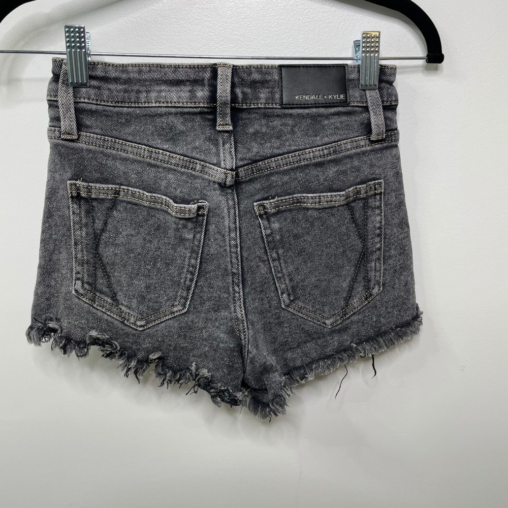 Kendall + Kylie The Drifter High Rise Acid Wash Black Denim Shorts 0/24 Cowgirl - Picture 7 of 12